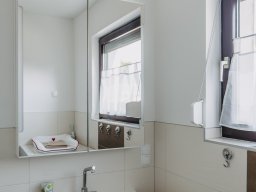 Badezimmer 1